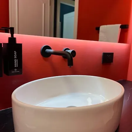 Dulcamara Boutique - Blue Velvet * 巴里