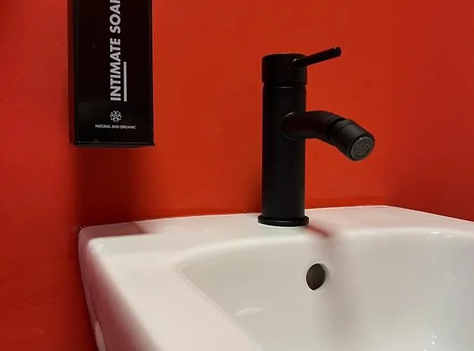 Dulcamara Boutique - Blue Velvet *