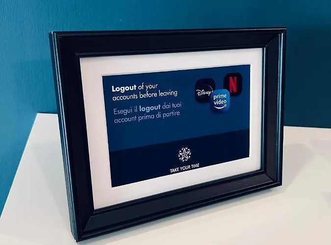 Dulcamara Boutique - Blue Velvet * Bari